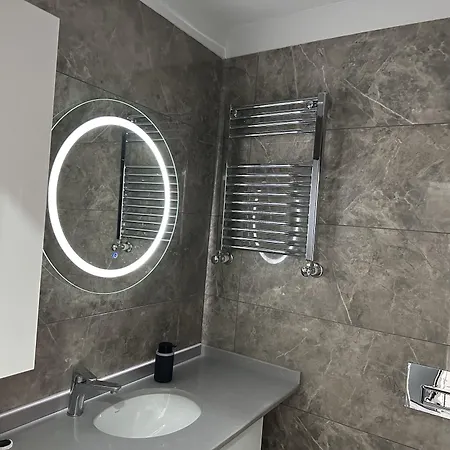 Apartament Rose *