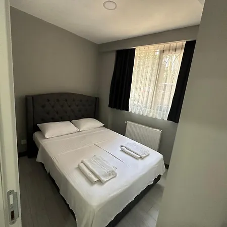 Rose Apartment